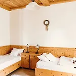 Bed & Breakfast Kakukk Vendéglő Panzió Bánd