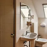 Kakukk Vendéglő Panzió 4*