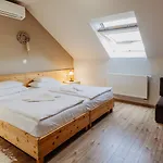 Kakukk Vendéglő Panzió
