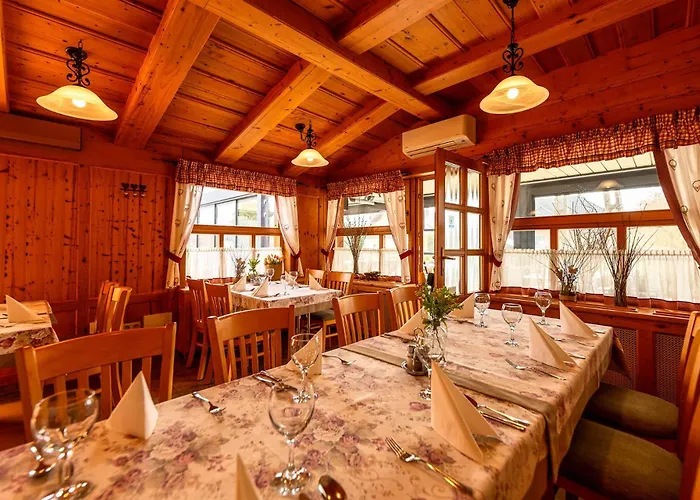 Kakukk Vendeglo Panzio Bed and Breakfast